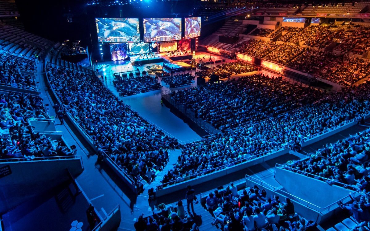 拉开对手防 拉开对手防