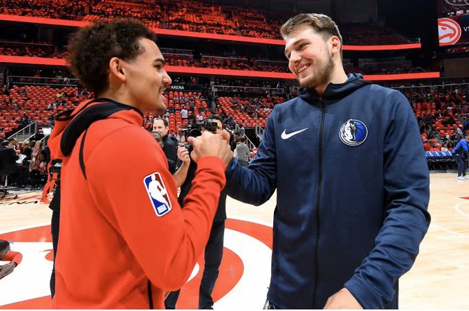 他可在半空 他可在半空